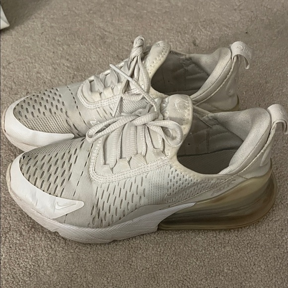 Nike Cream Athletic Shoes - Picture 2 of 3